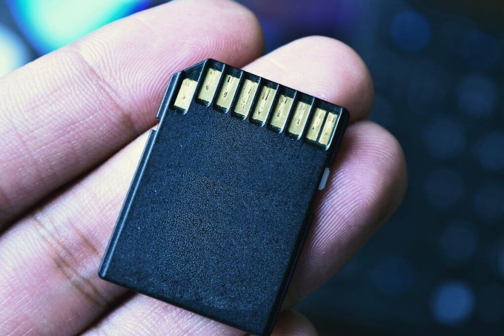 RoadwayReady - Will a Dashcam Work Without an SD Card What You Need to Know