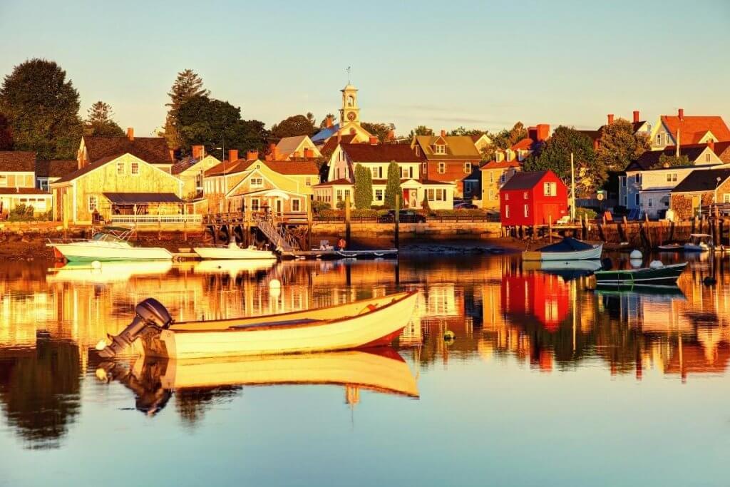 portsmouth New Hampshire view over the water at sunrise