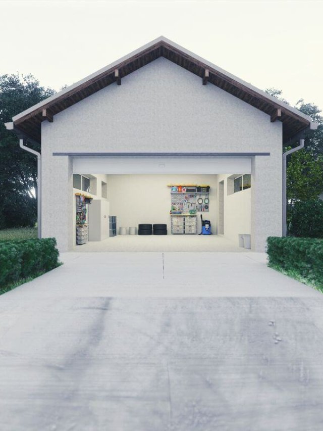 Family Road Trip - How To Store A Cargo Box In The Garage (Best Solutions)