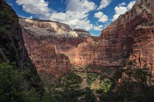 Family Road Trip - Zion National Park to Grand Canyon Road Trip