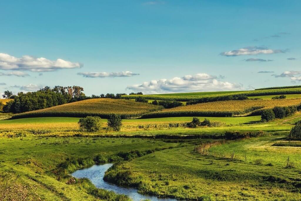 Family Road Trip - Scenic Drives in Wisconsin
