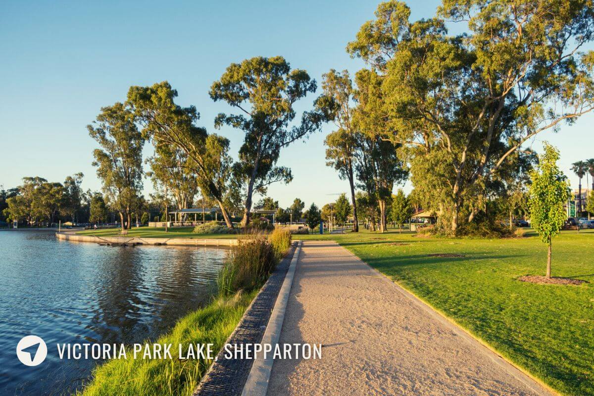 Melbourne to Gold Coast Drive Inland Route Through NSW Riverina & Western Plains